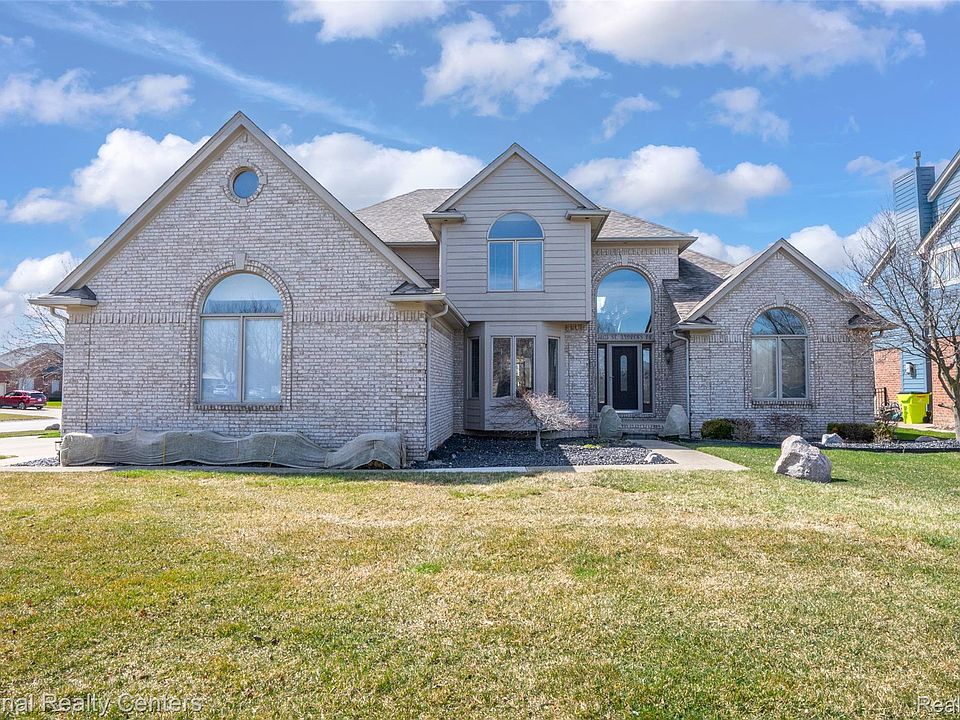 1st image of 56175 Saint Andrews Dr
