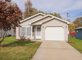 134 Warden Ave, Elyria, OH 44035