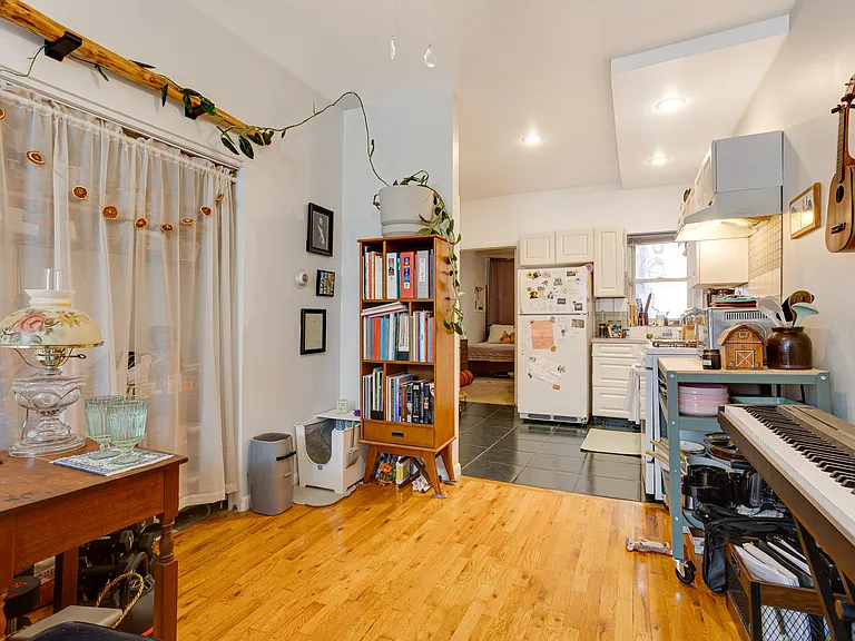 506 S 4th St #1 — Photo 4