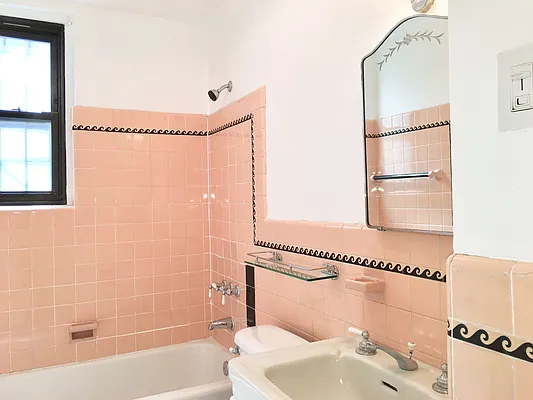 Rented by Owner | media 9