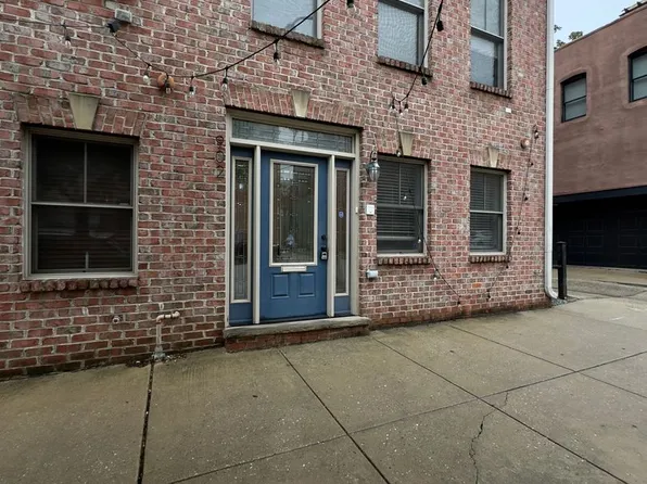902 S Linwood Ave, Baltimore, MD 21224