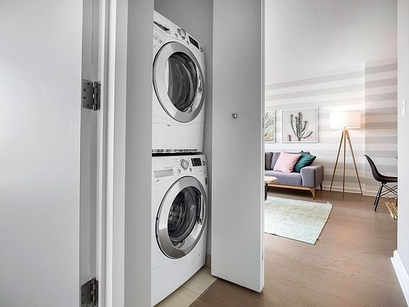 4th image of 500 W 56th St APT 2602