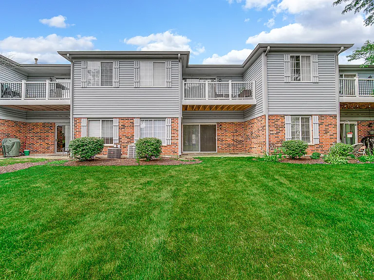 1661 Commodore Ct #3 — Photo 28