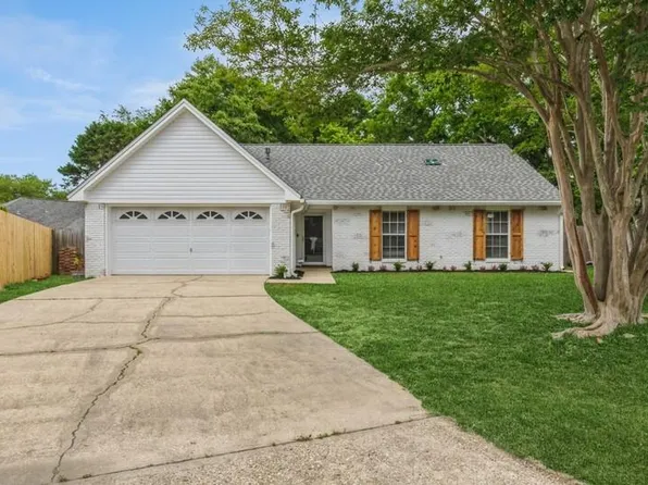4537 Parkwood Ln, Niceville, FL 32578