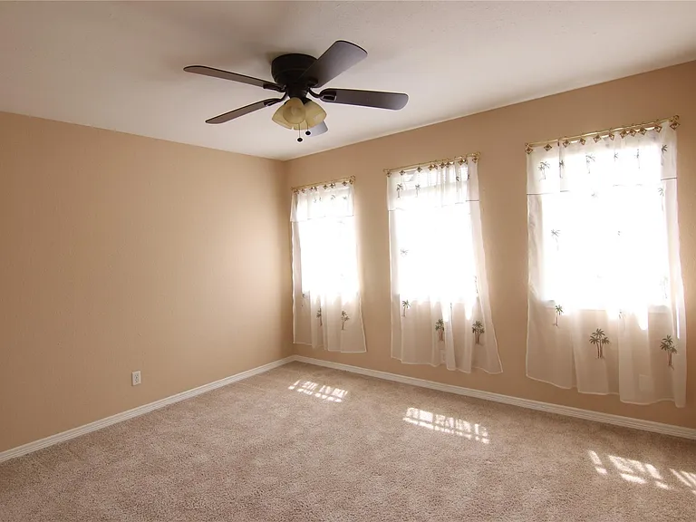 14423 Sandalfoot St — Photo 16
