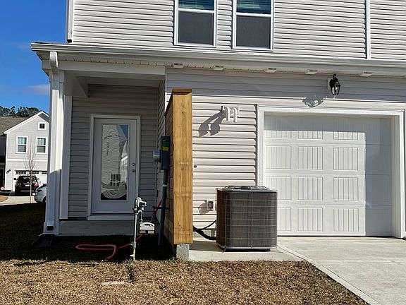 2nd image of 316 Surfbird Rd