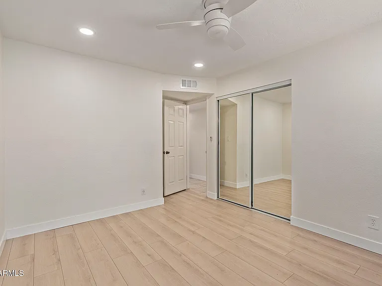 1347 W Lobo Ave — Photo 23