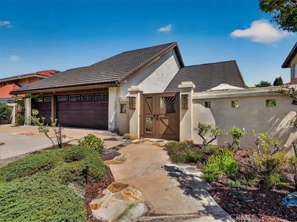 738 Citadel Dr, Walnut, CA 91789