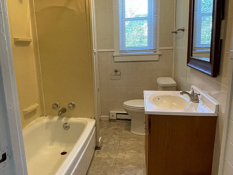 511 8th Ave #1 — Photo 8