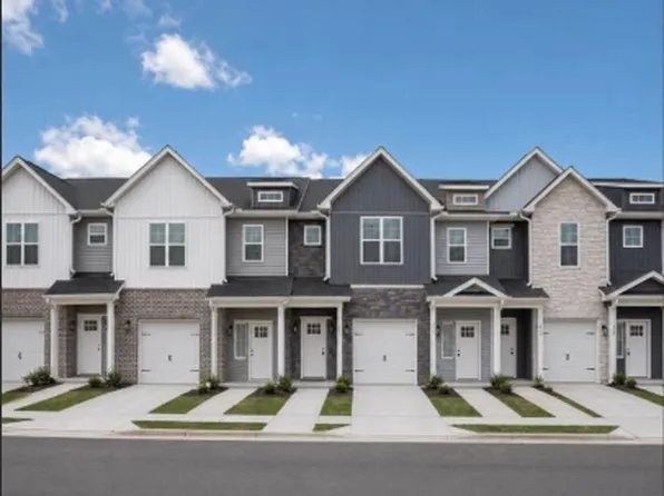 1012 Homestead Garden Ct, Forest, VA