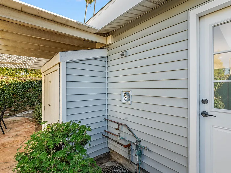 1251 Devon Ln — Photo 26