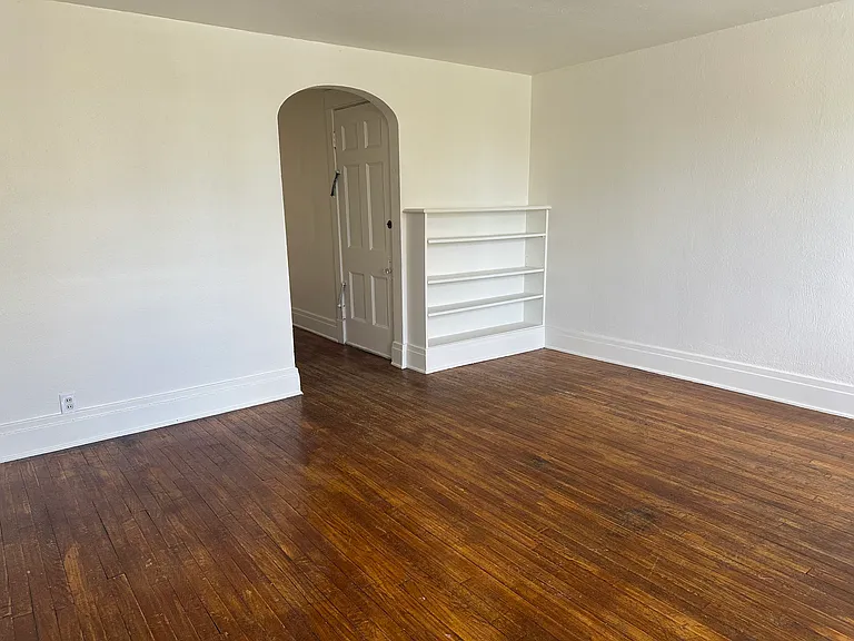 12 Colonial Cir #5 — Photo 15