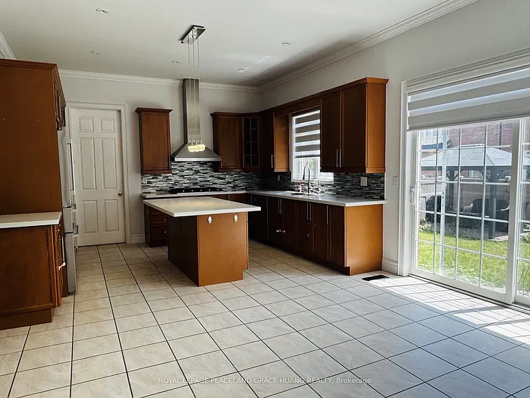 3 Tarmack Dr — Photo 15