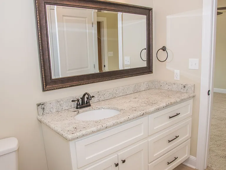 4269 Farmington Cv — Photo 25
