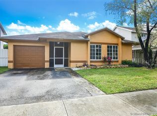 9620 SW 9th Ct, Hollywood, FL 33025