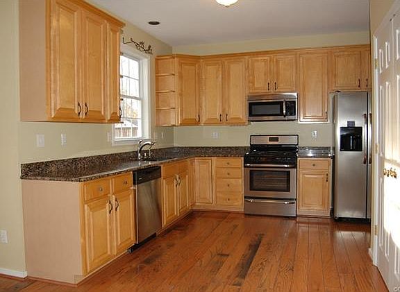 4th image of 9717 Southmill Dr