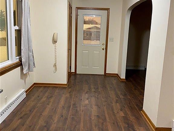 5th image of 408 N Washington St
