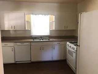 2859 Brierwood Dr — Photo 3