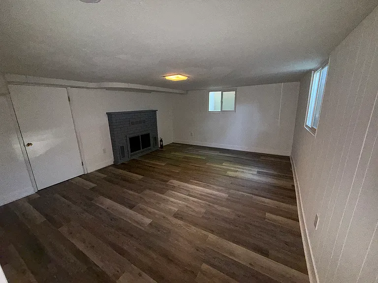 1631 S Merrill St — Photo 15