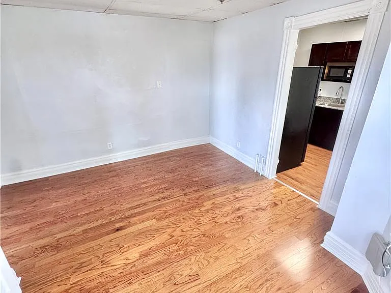 501 W Allen St #2 — Photo 9