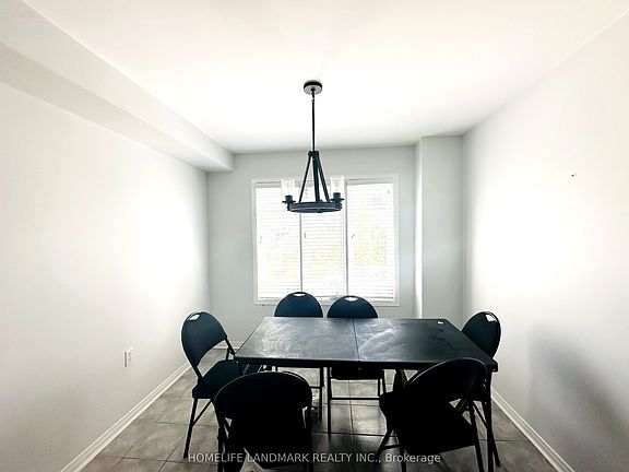 5th image of 52 Beresford Dr