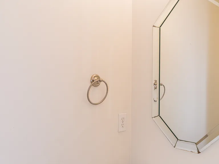 1322 Deer Trail Rd — Photo 24