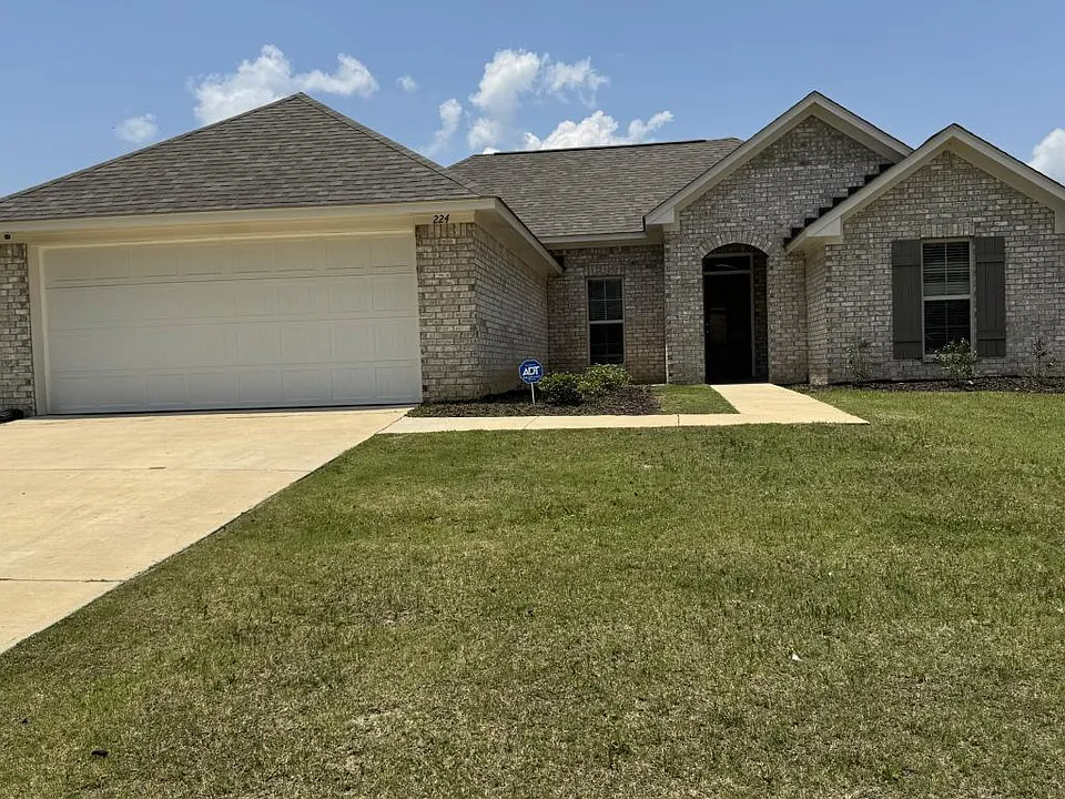 224 Hemingway Cir