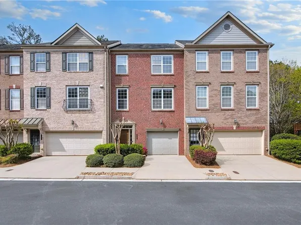 5748 Pine Oak Dr NW, Peachtree Corners, GA 30092
