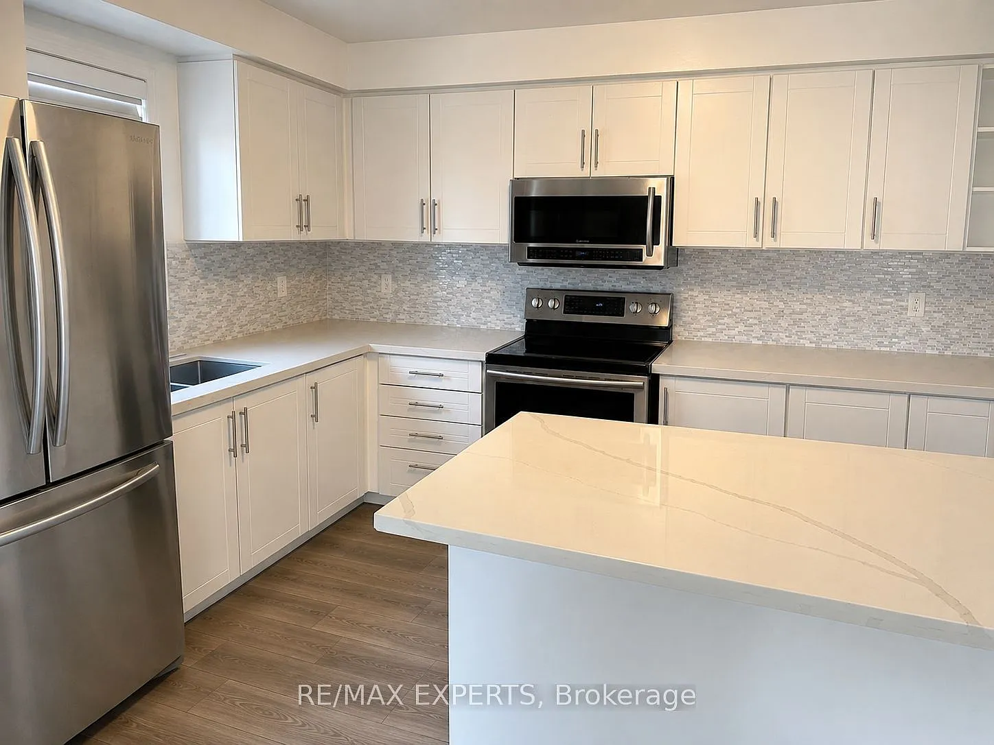 3 bed, $3,050 — Photo 4
