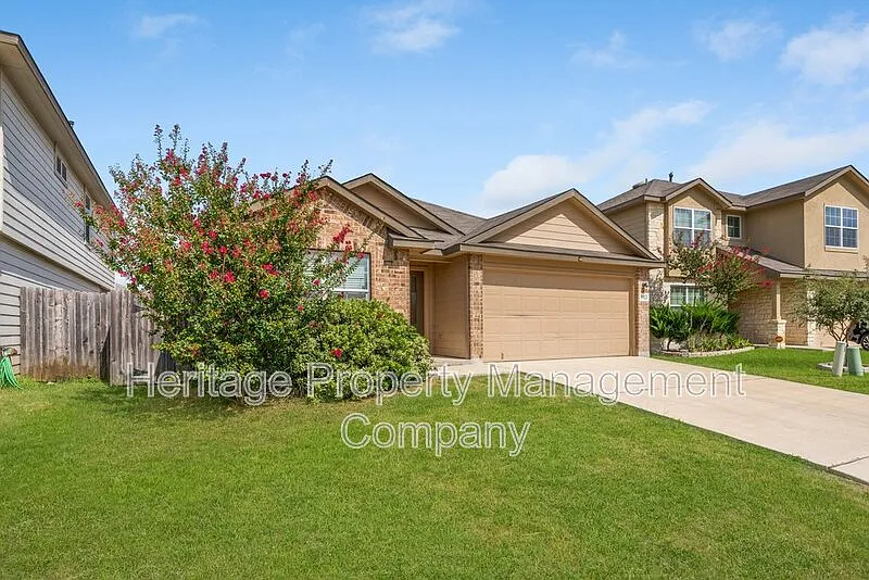 4 bed, 2.0 bath, 1703 sqft, $1,895 — Photo 4