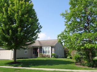 2561 Venetian Ln, Elgin, IL 60124