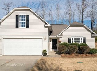 10 Garfield Ln, Simpsonville, SC 29681