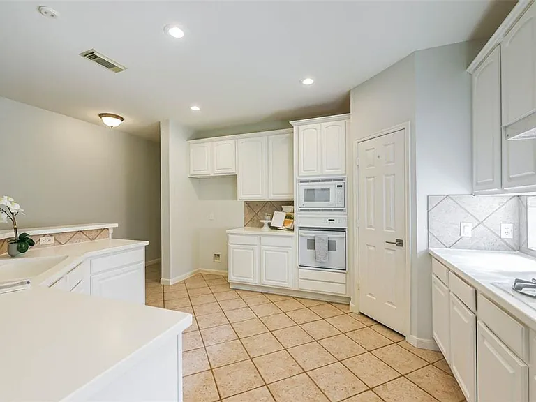 3603 E Cedar Hollow Dr — Photo 21