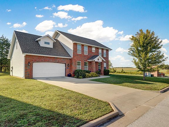 3rd image of 503 Patriot Place Drive