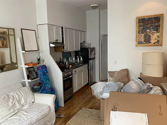 Rented by Flatiron Real Estate Advisors LLC | media 10