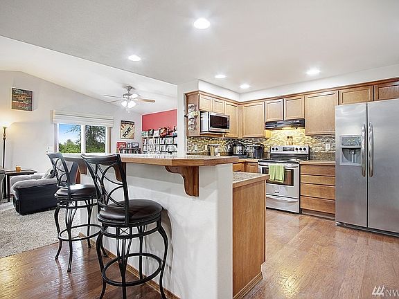 5th image of 4761 148th St NE