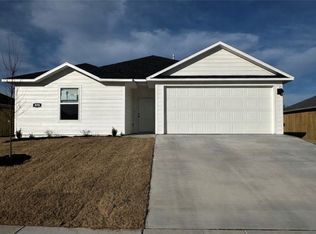 561 Shepherd St, Prairie Grove, AR 72753