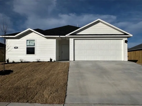 561 Shepherd St, Prairie Grove, AR 72753