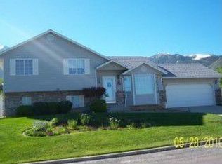 294 E Magellan Ln, Elk Ridge, UT 84651