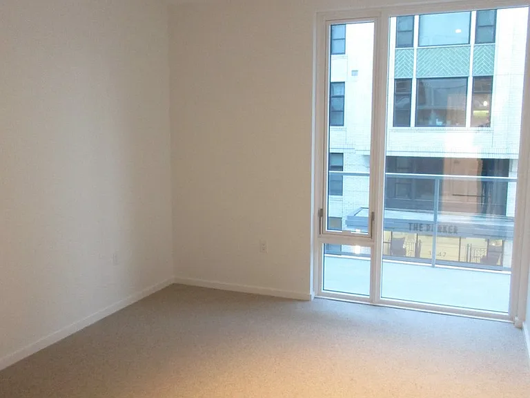 1150 NW Quimby St #312 — Photo 13