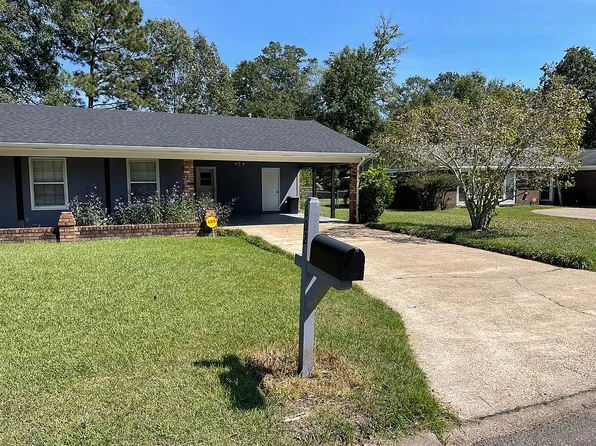 602 Dublin Dr, Columbus, MS 39702