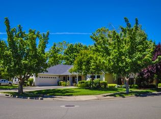 6 Wellington Ct, Chico, CA 95973
