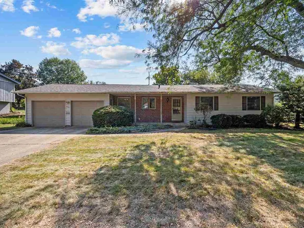 1507 Oakcrest Ave, Iowa City, IA 52246