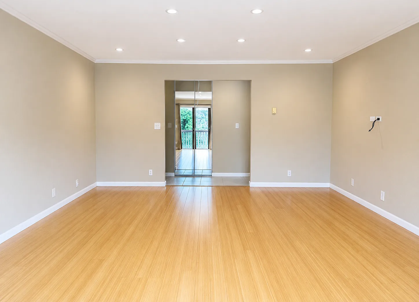 2 bed, 1127 sqft, $3,600 — Photo 3
