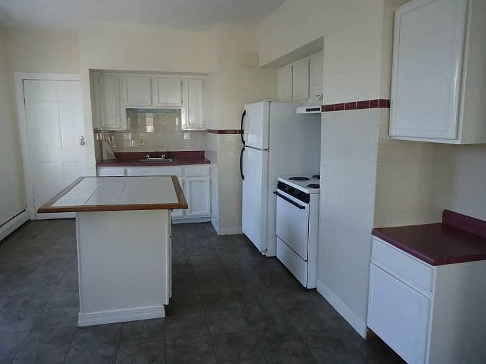 1st image of 874 Charles St