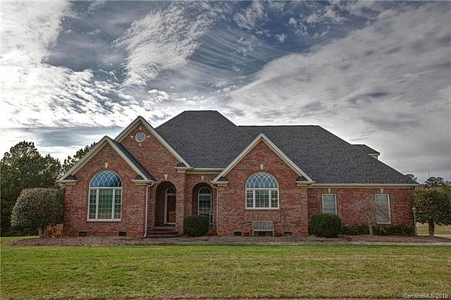 1st image of 1104 Leigh Ct