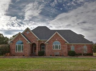 1104 Leigh Ct, Stanley, NC 28164
