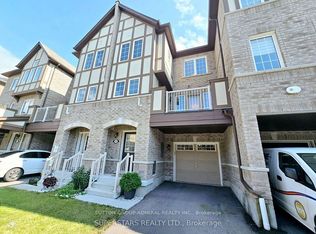 17 Bluegill Cres, Whitby, ON L1P0E4