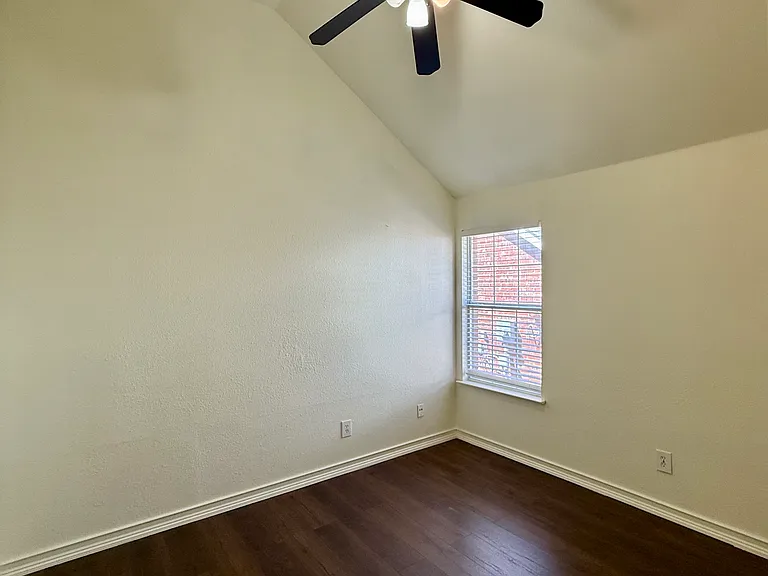 555 Southridge Way #555 — Photo 15