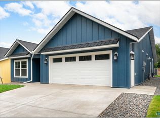 2213 Cottage Hill Cir, Duluth, MN 55811